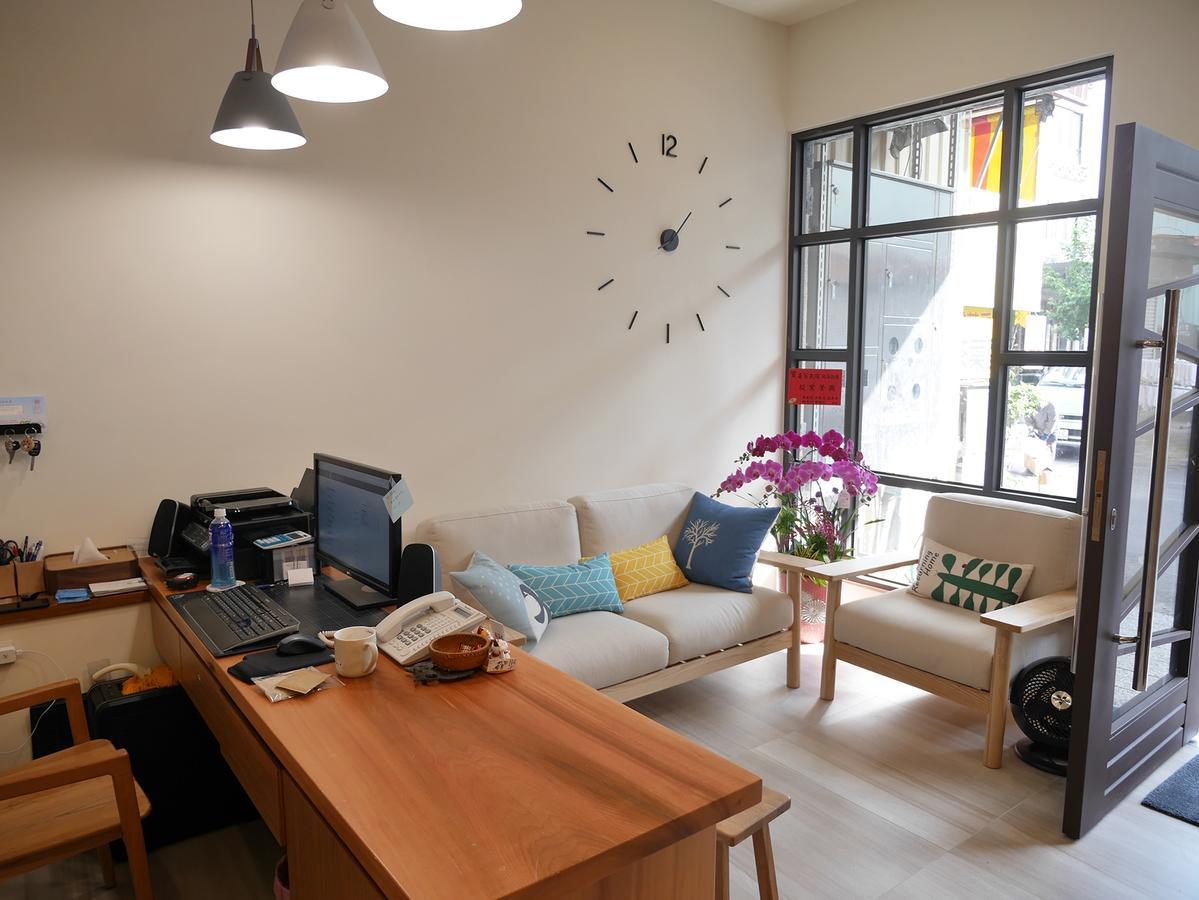 See Moon Homestay Yuchi Bagian luar foto